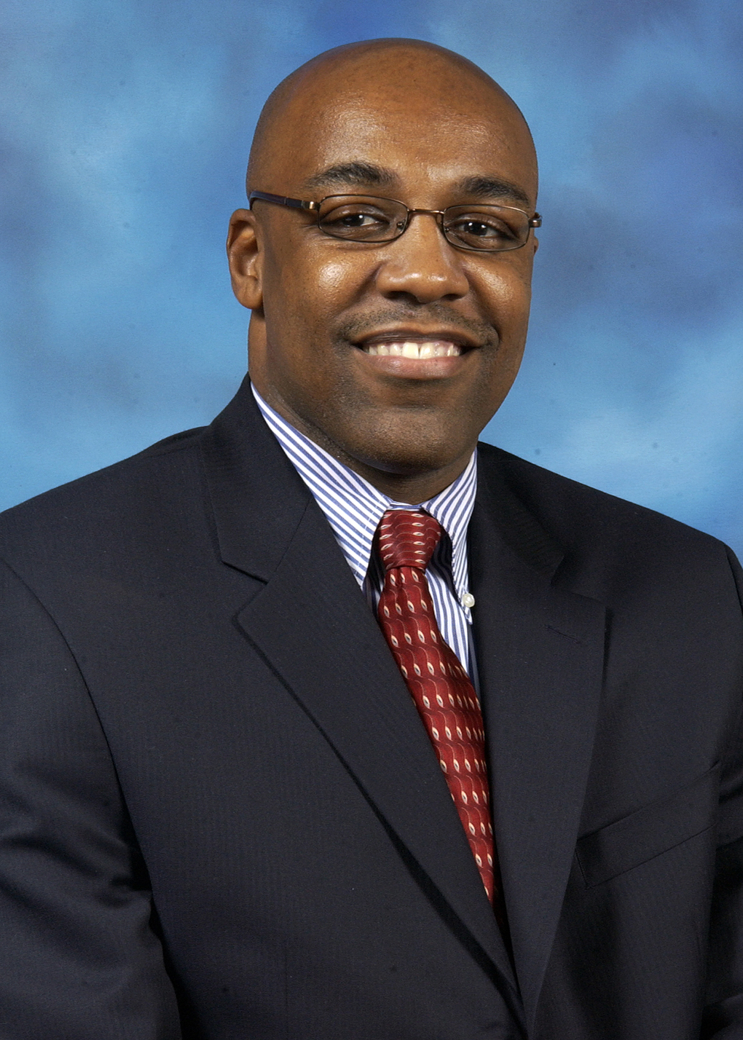 Photograph of  Senator  Kwame Raoul (D)